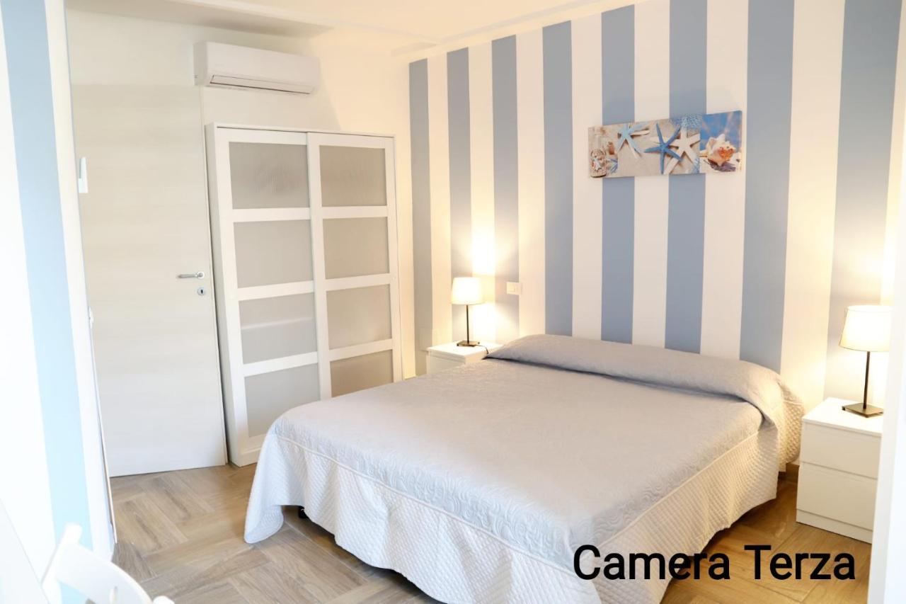 Отель Casa Piano Ponente Изола-делле-Феммине Экстерьер фото